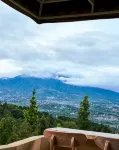 Luxcamp Bukit Damar - Puncak By Horison - Bjergudsigt