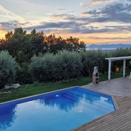 Cozy villa with pool nestled among the ancient olive trees of Cilento