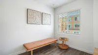 Family-Friendly 3-Story Home Sleeps 9 - Wifi