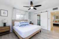 The Phoenix Stay – Cozy 3BR Retreat with AC & WiFi in the Heart of Phoenix! Hotels in Alhambra