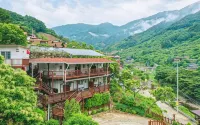 Gurye Dandelion Travel Pension