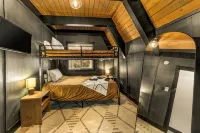 Brand New! A-Frame, Hot Tub, Game Room, Cozy Cabin - Chalets