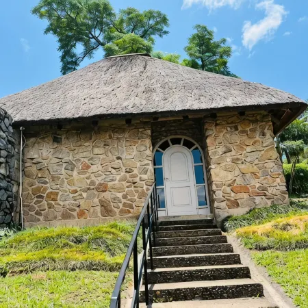 Emafini Country Lodge