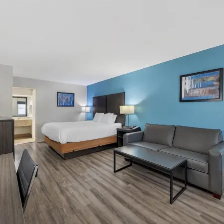 Best Western Fairwinds Inn Отели в г. Калмэн