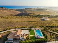 Villa Erakle - Luxury villa with ocean view -  Holiday Villas