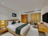 Comfort Inn Sapphire Chandkheda, Ahmedabad ヴァイシュノデヴィ・テンプル周辺のホテル