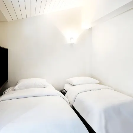 Hotel 498 Отели рядом с достопримечательностью «Храм Хенгриунса»