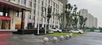 臨津悅豪國際大飯店（銅陵義安區店） - 停車場