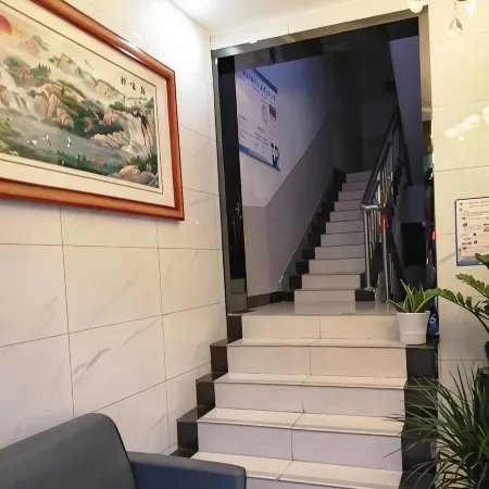 Heyue Hotel