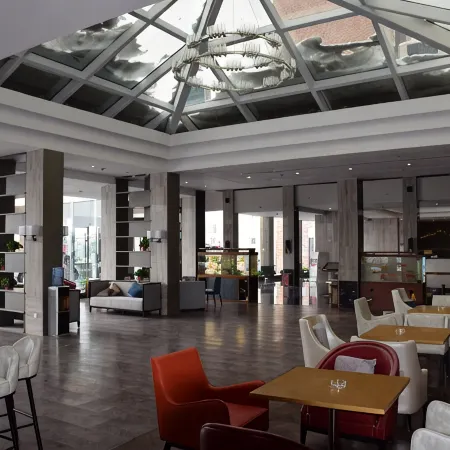Fengshan International Hotel
