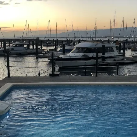 Osaka Hokko Marina Hull