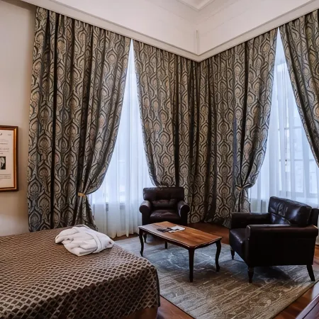 Dvoryanskoye Sobranie Hotel