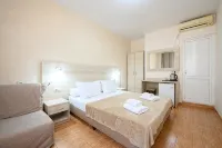 Albatros Hotel Allama Group - 民泊