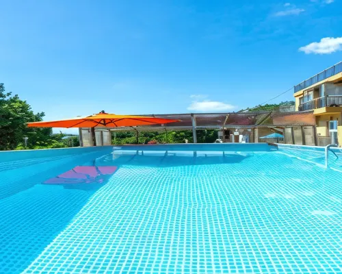 Yeongheungdo Family Pension Hotel berhampiran Pantai Simnipo