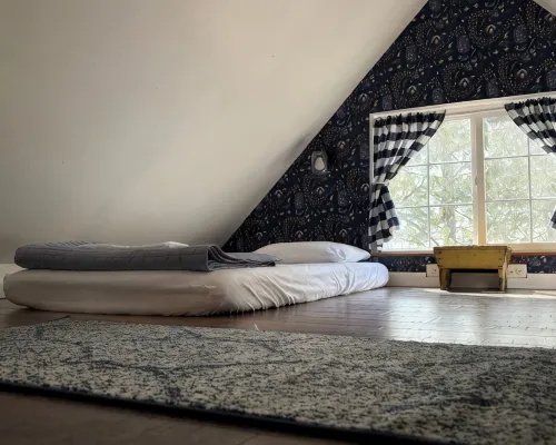 Peace & Simplicity in a Little Red Cabin on the Farm Hotels in Stephenson County