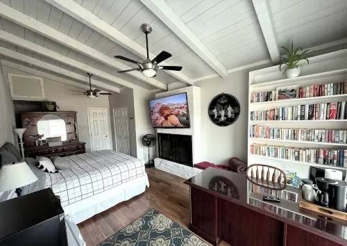 Comfortable studio just 3 minutes drive to downtown Moses Lake
