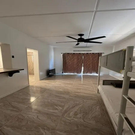 New Remodeled Modern 2 Bed, AC, Generator