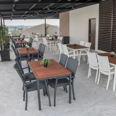 Redpine Boutique Hotel โรงแรมใกล้ศูนย์การค้า AEON Bukit Indah