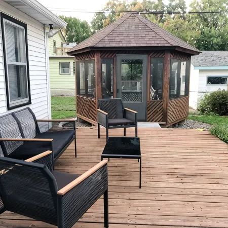 Cozy retro charm in Saint Paul with a monthly discount