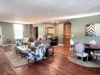 Rustic-chic carriage house with WiFi, AC and breath taking views - Boutique