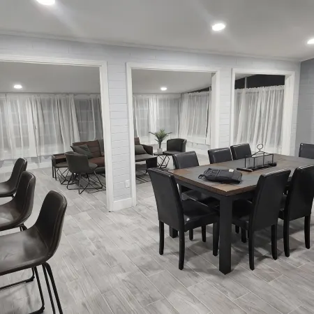 Beautiful Mid Term Home in the Elegance of Winter Park!