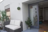 Fabulous Sidmouth apartment with sea peeps