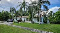 Private Apartment Miami Kendall near Zoo, The Falls Mall, and Miami Dade College