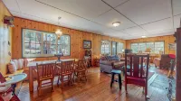 VIntage Cabin/1.5 Acres/Mountain Views - Alppimaja