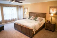 Lakin' Memories- Large Waterfront Home on KY Lake Perfect for Family Gatherings - balcony