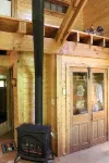 Private Getaway-17 miles to Asheville,  Hot Tub & Fireplace, Pet Friendly - 샬레 호텔