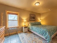 A Taste of Ely 4 BR Apartment, with Sauna Hotels in Ely