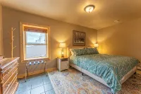 A Taste of Ely 4 BR Apartment, with Sauna
