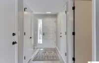 Newly Remodeled Home - 20 minutes from anywhere in Omaha! - Holiday bungalows