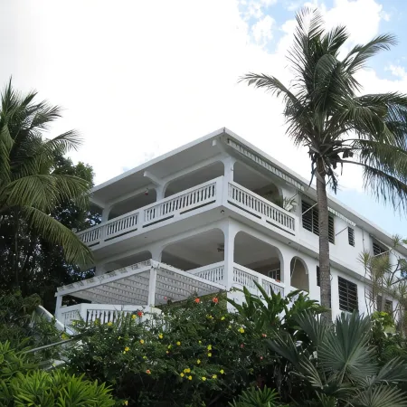 Casa Anonna - Stunning oceans views and pool!