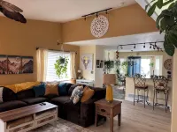 Charming 3-bedroom 2-full bathroom house in serene Littleton