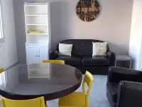 Apartment near Mende town center โรงแรมในมองด์