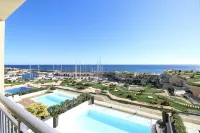 Stunning Seafront Portomaso Apartment w/terraces - Apartments