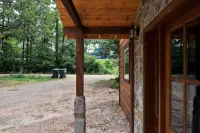 Coffee & Bamboo On Highway 259 within walking distance of restaurants - Feriehus