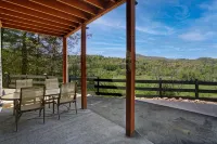 NEW! Valley View Mountain Getaway