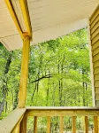 Modern Apartment on The Talimena Scenic Byway-walk to downtown