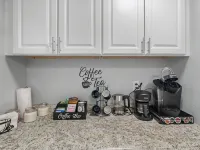 AC IN UNIT  Modern 2 bedroom remodel walking distance to downtown Hotels in Olympia