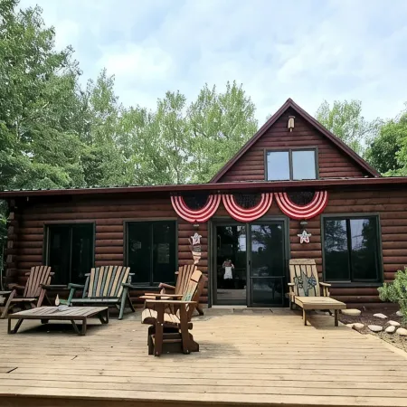Buffalo Lake Cabin I Private Beach l Detroit Lakes l Pet Friendly