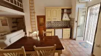 Mattinata, ancient renovated first floor in the historic center - 3-Star