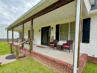 Minutes from KY Lake & Close to Town! Updated, Clean, Comfy, Huge Driveway! - Boutique
