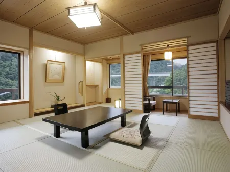 湯けむりの里 柏屋