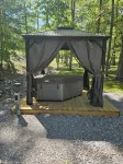 Very nice house in a quite peaceful area 2 mins from the water - 3-Star