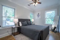 Premier Atlanta Escape Near Ponce & BeltLine - บังกะโล