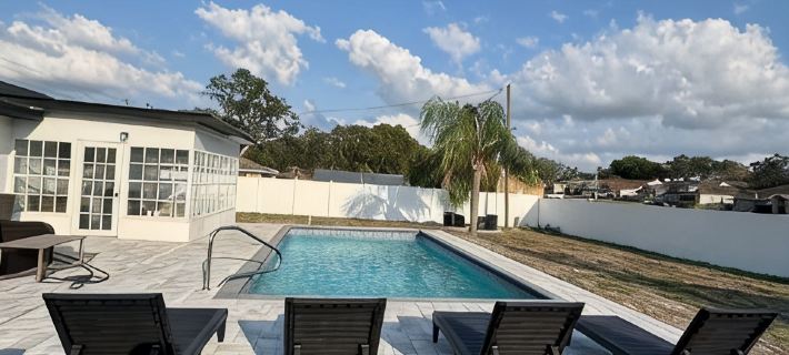 La Casita Of Spring Hill 3BR/2Bath POOL HOME Hotels in Spring Hill