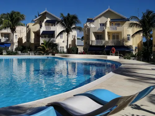 A Villa in an idyllic setting, unparalleled service at a cool price - piscine