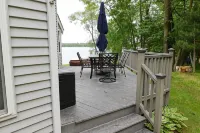 Beautiful Lakehome nestled in Longville with panoramic views!